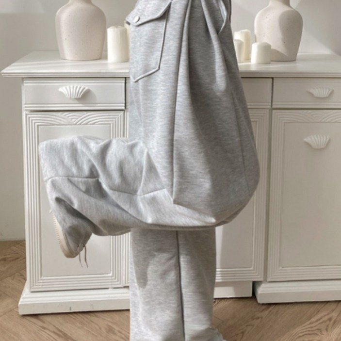 부기샵 페일 사이드핀턱 여성 와이드 트레이닝팬츠