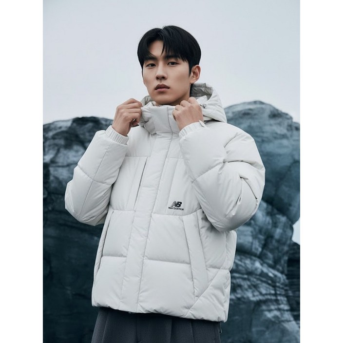 뉴발란스 UNI FLYING 구스다운 아이보리 NBNPD42103