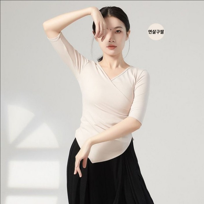 라인 상의 라틴 댄스 티셔츠 여자 댄스복 칠부