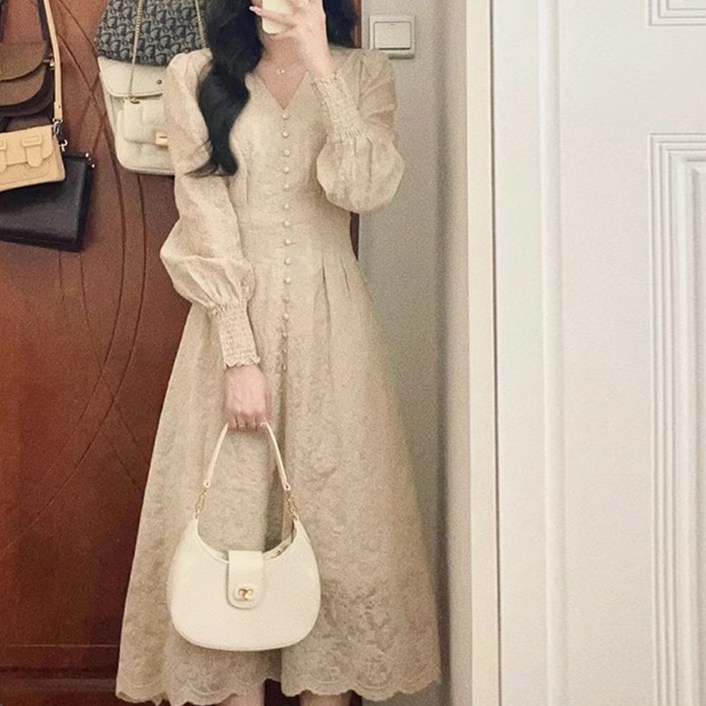 페이퍼먼츠 복고풍 브이넥 롱 원피스 08023 페이퍼먼츠 복고풍 브이넥 롱 원피스 08023