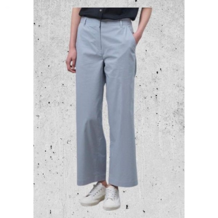 BEANPOLE LADIES [Essential] 와이드 치노 팬츠 라이트블루 (BF4421E01Q)