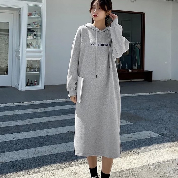 ROYALBELLE 여성 캐주얼 빅사이즈 레터링 프린팅 후드 스트링 긴팔 롱 맨투맨 원피스 Z0091625