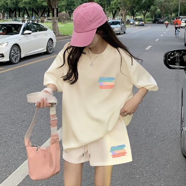 [러블리유] 감성 프린팅 반팔티 + 밴딩 반바지 세트