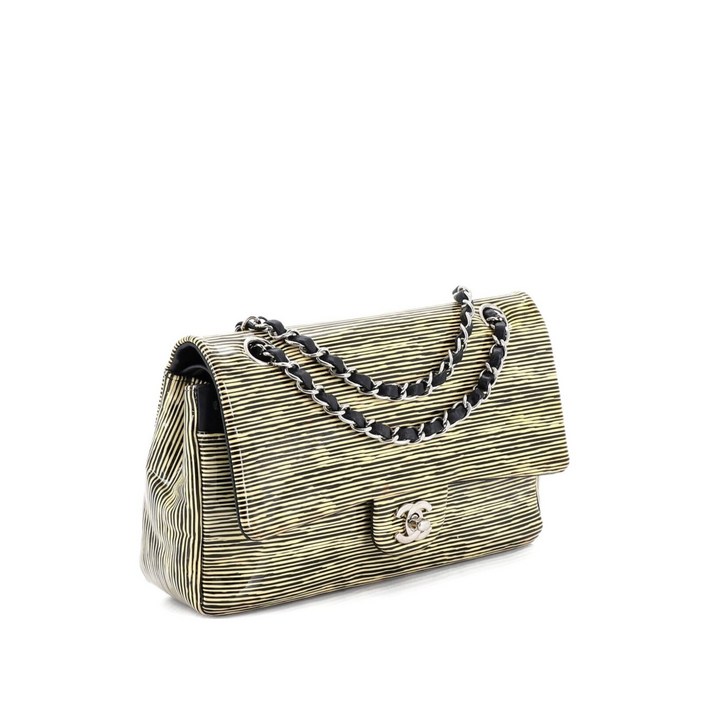 샤넬  중고 클래식 더블 플랩 백 페이턴트 점보 숄더 백