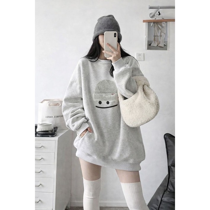 다세미 데일리 비니 스마일 프린팅 루즈핏 맨투맨