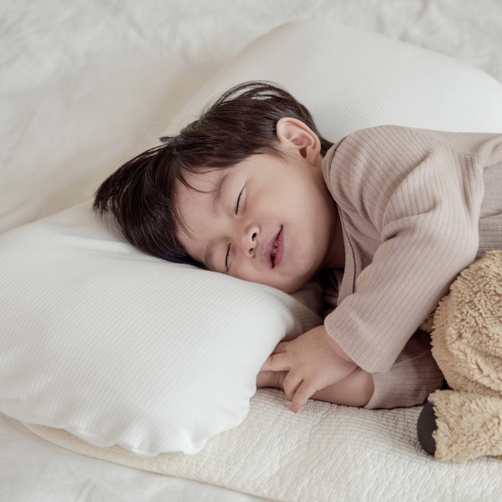 라비킷 유아용 베개 와이드 이탈방지 경추베개  순면 커버 세트, 화이트