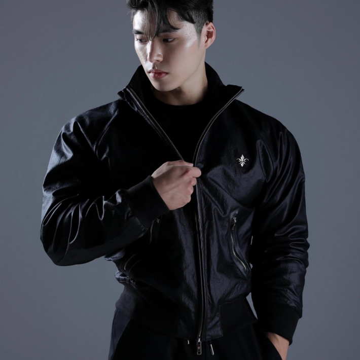 카미드 크롭 바람막이 윈드브레이커 봄버자켓