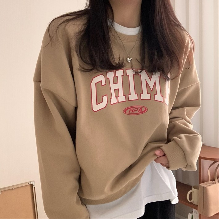 글로리원 차임 레터링 데일리 루즈핏 반 크롭 맨투맨 티셔츠