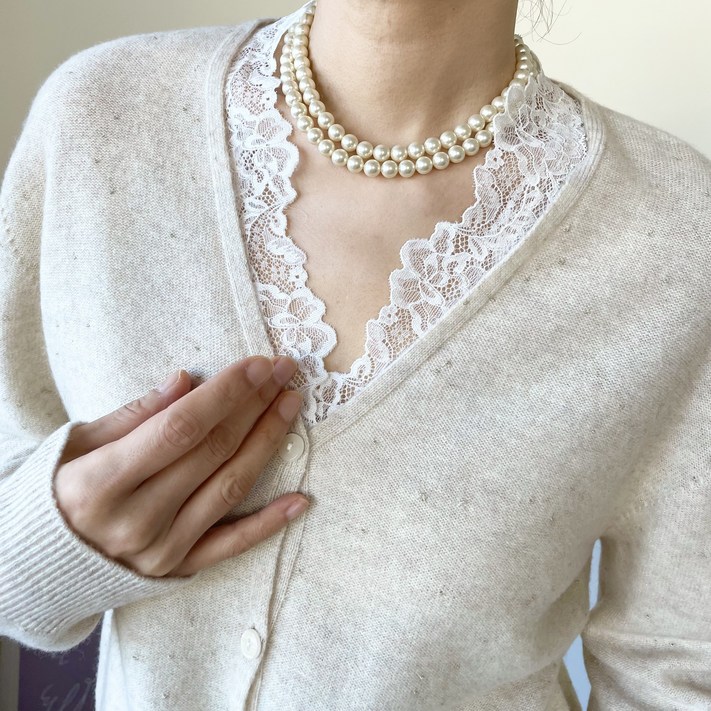 라플로라 레이스 레이어드 브이넥 나시 탑