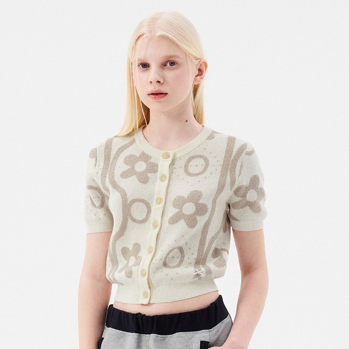 키르시 여성용 CHERRY JACQUARD PATTERN SHORT SLEEVE CARDIGAN 키르시 여성용 CHERRY JACQUARD PATTERN SHORT SLEEVE CARDIGAN