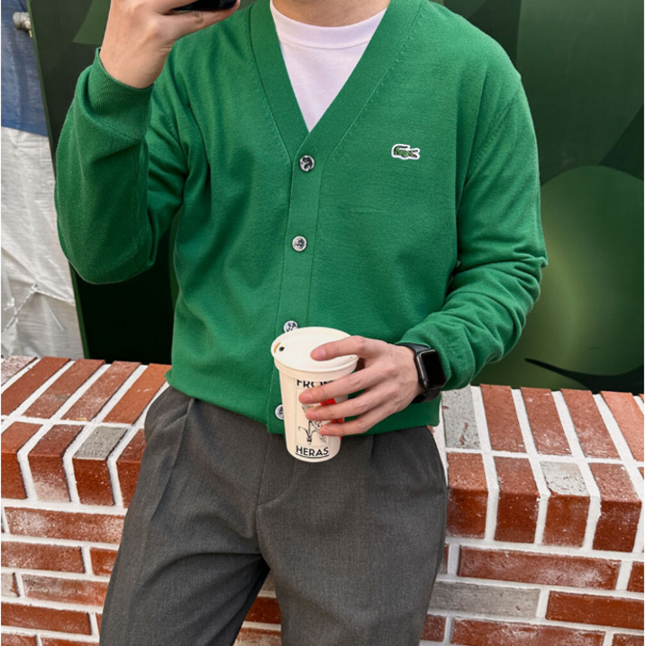 이월상품 랴코스테 남성 V넥 실크 캐시미어 가디건 AF185E