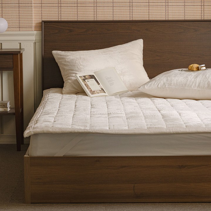 아망떼 소울메이트 장모 극세사 침대패드