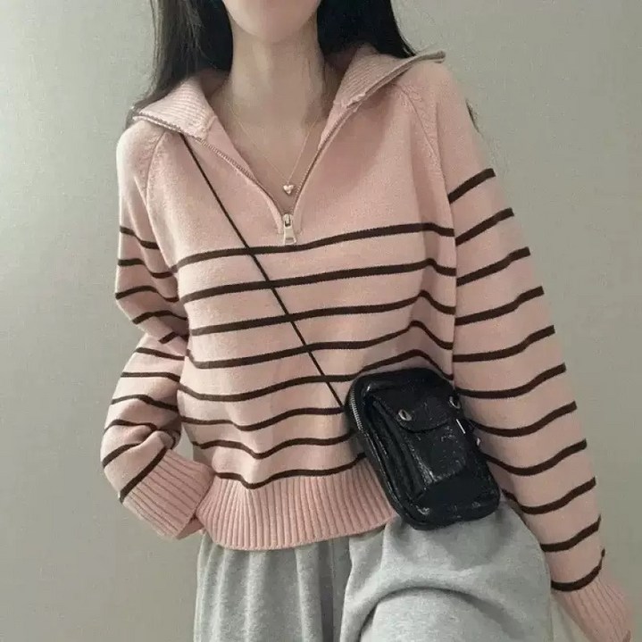 휠렉스 여성 봄 반집업 니트 스트라이프 패션 티셔츠 JT426