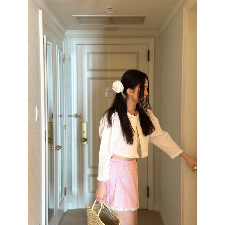 여성티셔츠 성인 엄마 어덜트 커플 제제우노시티 브이레이블라우스