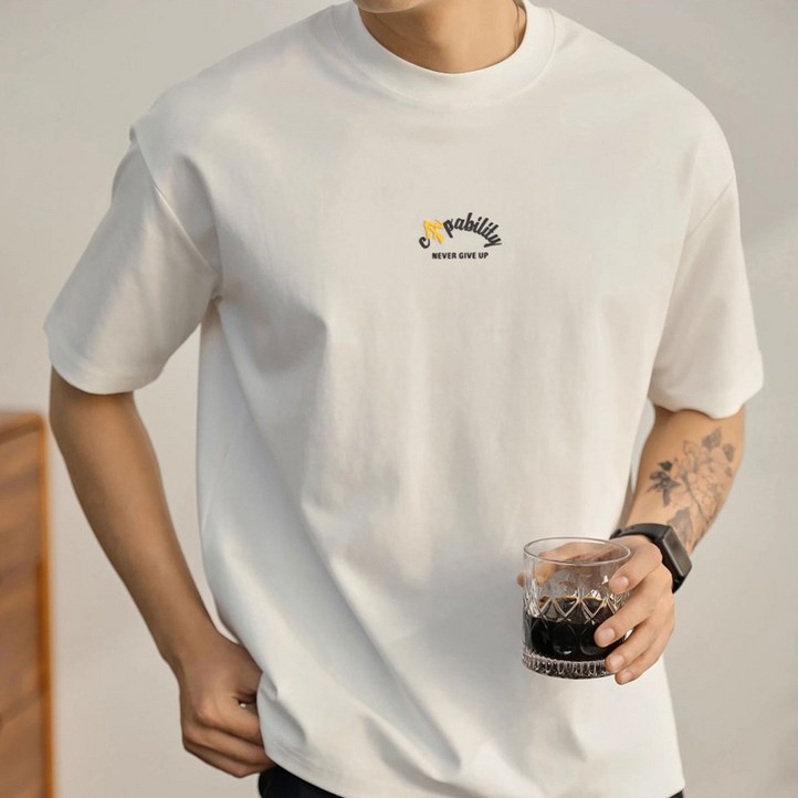 글리멜로 남자 루즈핏 누빔 레터링 프린팅 반팔 티셔츠