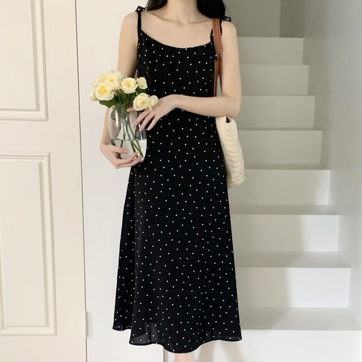 자체제작 잔꽃 민소매 롱 원피스 뷔스티에 바캉스룩 자체제작 잔꽃 민소매 롱 원피스 뷔스티에 바캉스룩