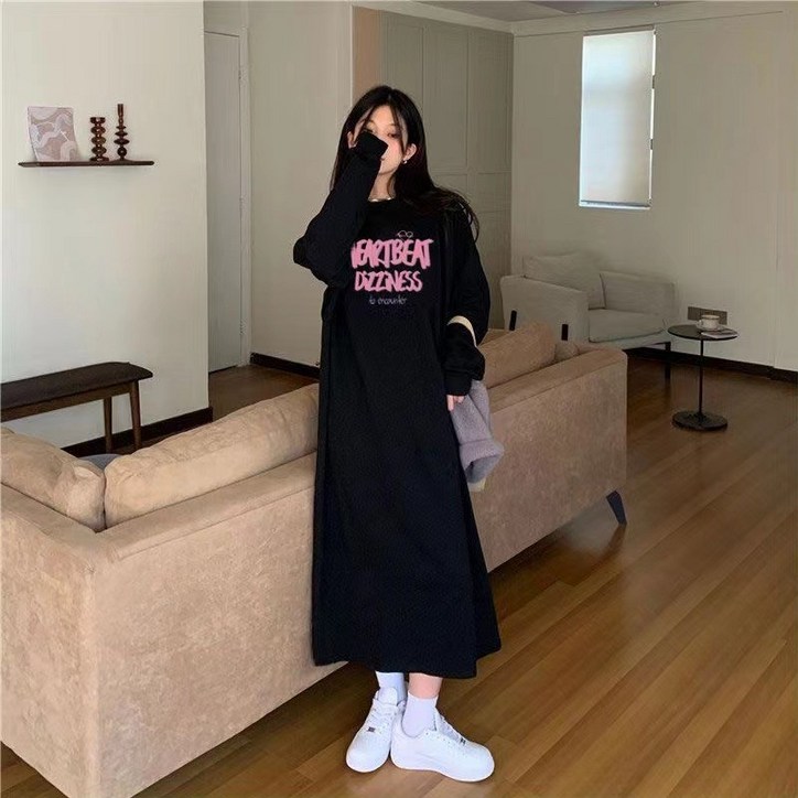 프리코드 여성 빅사이즈 오버핏 기모 롱 원피스 블랙핑크 프리코드 여성 빅사이즈 오버핏 기모 롱 원피스 블랙핑크