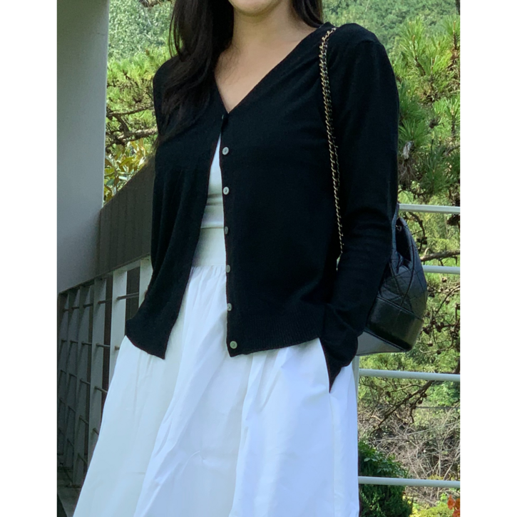 이드니 데일리 가을 브이넥 니트 가디건