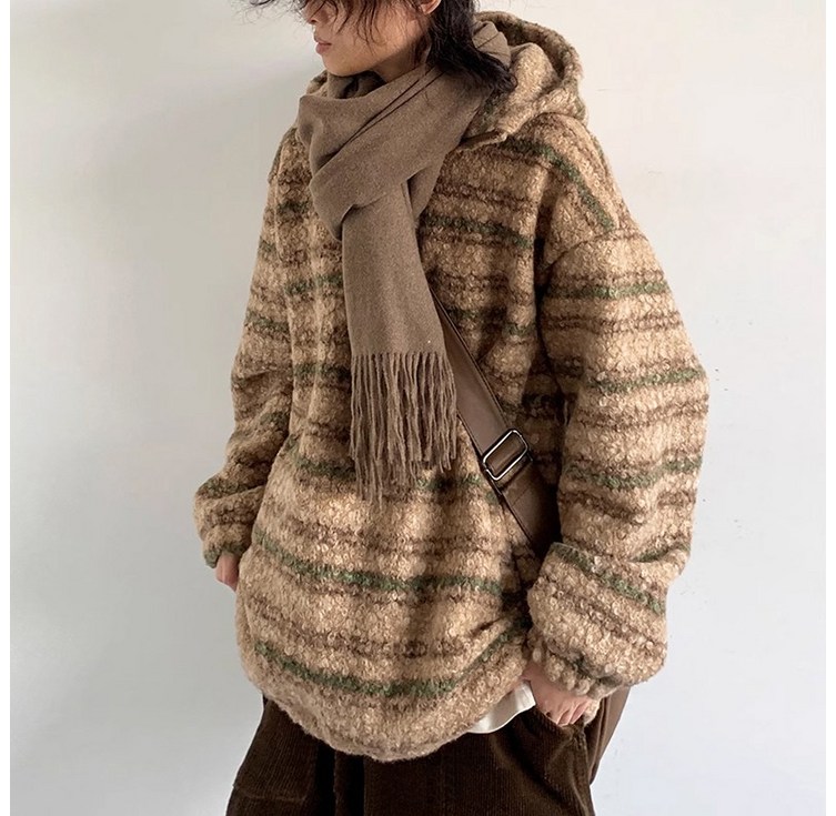 킹앤조이 페시브 뽀글이 반집업 후드 포켓 니트